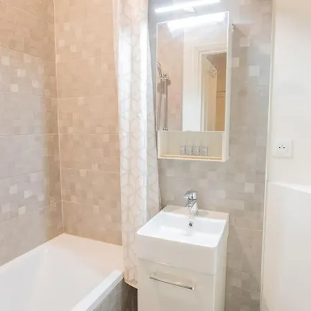 Grand De 31 M2 Amenage Apartamento
