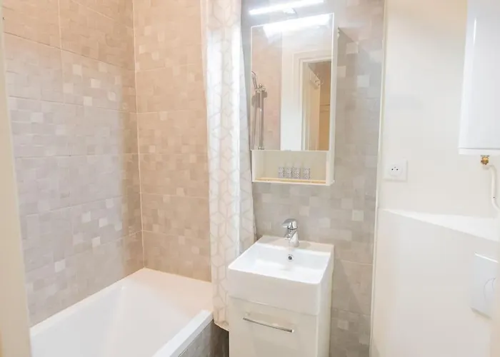 Grand De 31 M2 Amenage Apartament
